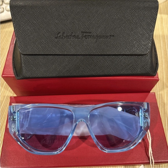 Salvatore Ferragamo Unisex Light Blue Sunglasses Transparent SF1077S 432 New